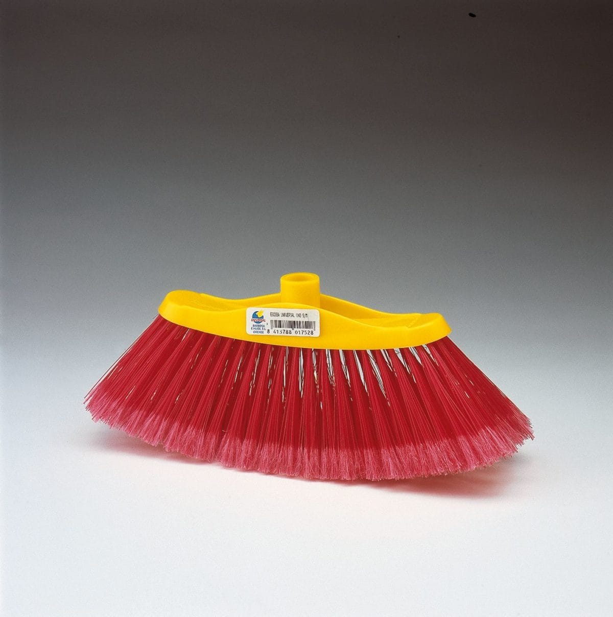 ESCOBA MOQUETA CON MANGO - Imagen 3