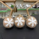 JUEGO 3 BOLAS 8 CM ESTRELLA