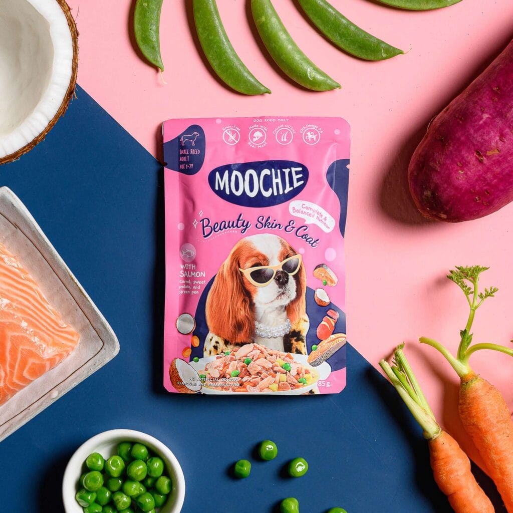 mooc602 pouch de salmon y verduras para perros moochie pelaje radiante 85 g detalle 15209