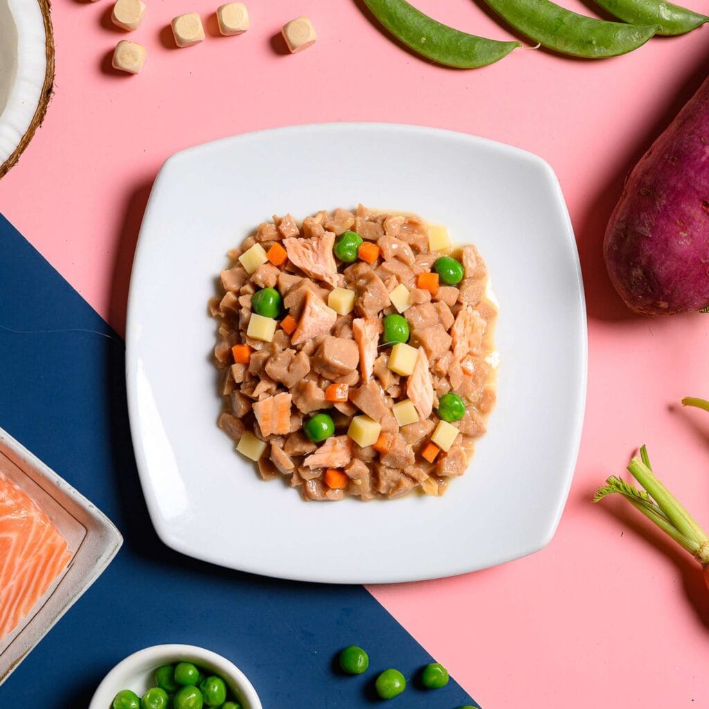 mooc602 pouch de salmon y verduras para perros moochie pelaje radiante 85 g detalle 15210