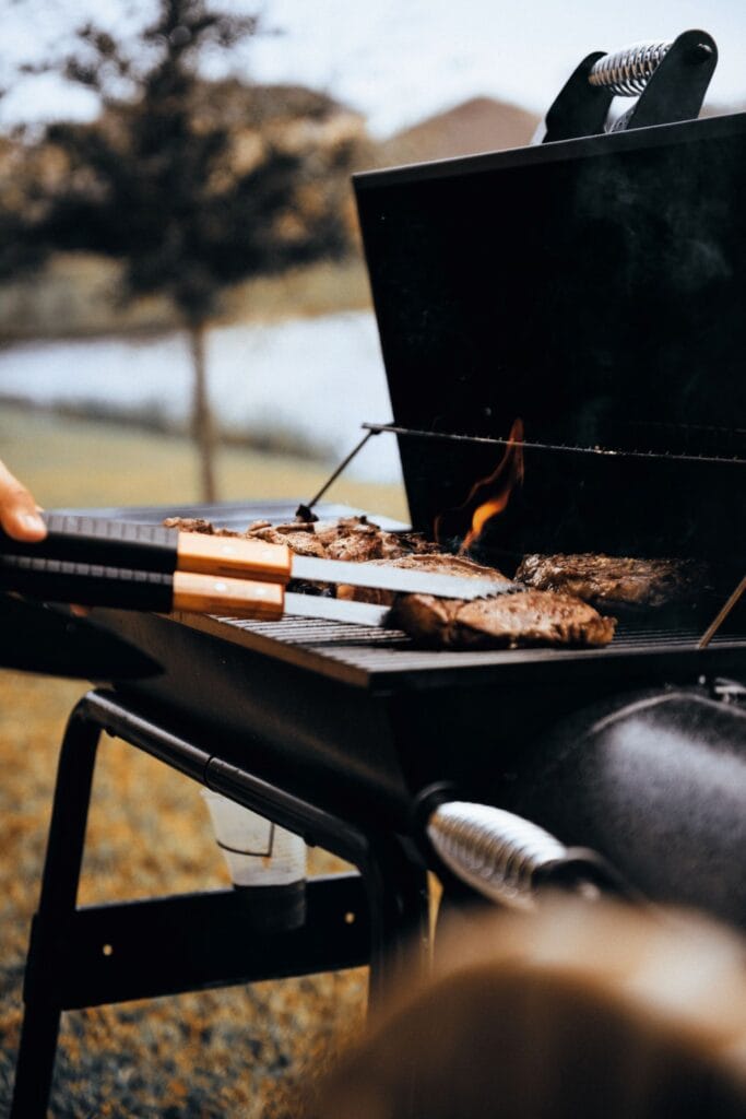 Cómo limpiar tu barbacoa en casa: Consejos prácticos y guía esencial